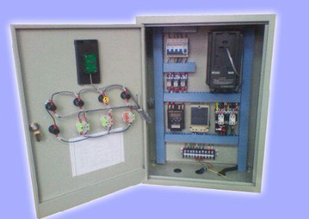 点击查看详细信息<br>标题：纯净水用变频供水控制箱 阅读次数：2398