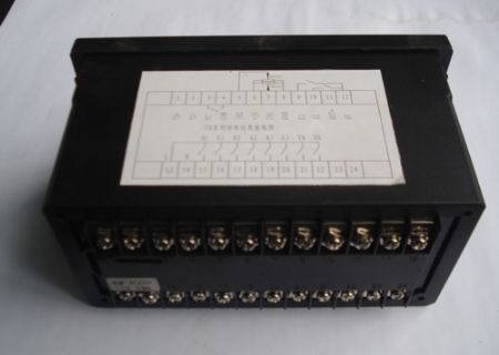 点击查看详细信息<br>标题：yh81-8配料仪表 阅读次数：3237